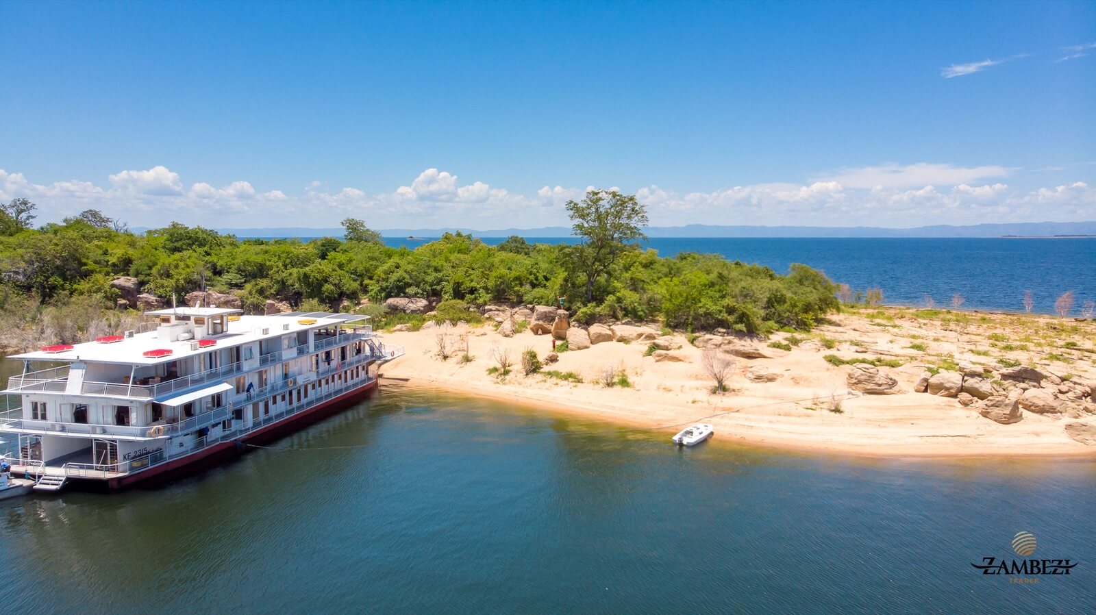 Luxury Houseboat holiday